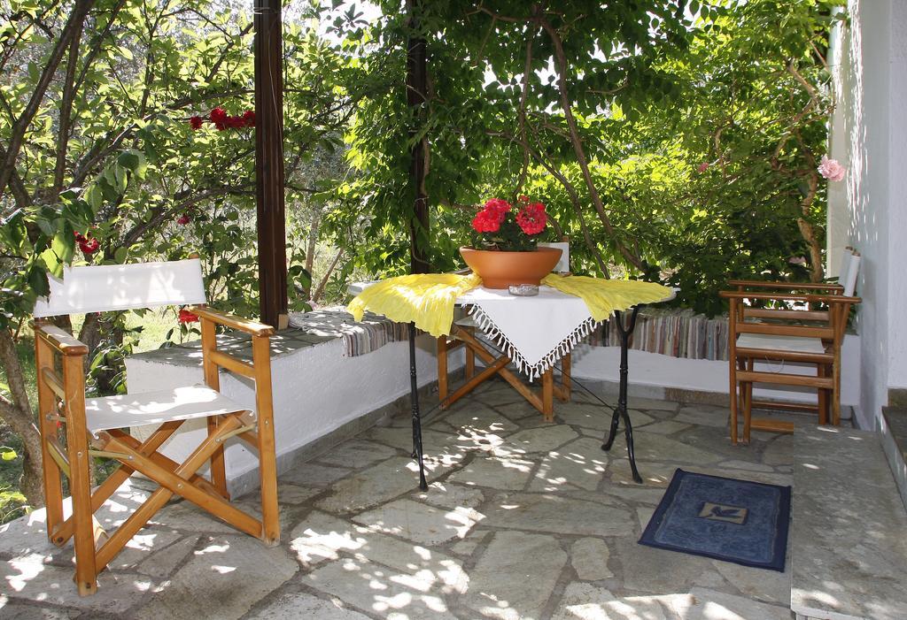 Artemis Bungalows Stafylos Esterno foto